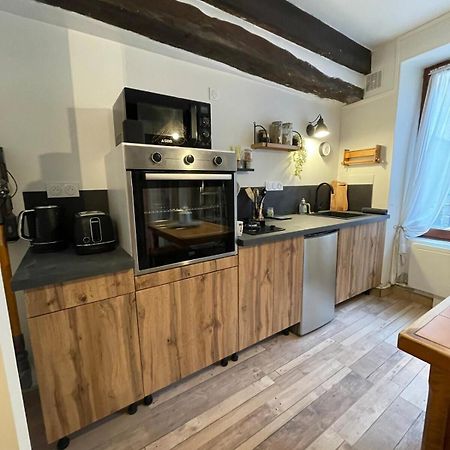 "La Petite Maison" Triplex Au Centre Ville - Les Terres Du Roy 아발론 외부 사진