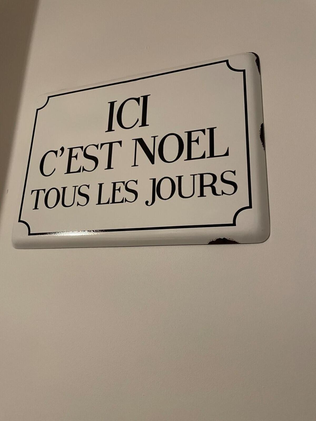 "La Petite Maison" Triplex Au Centre Ville - Les Terres Du Roy 아발론 외부 사진