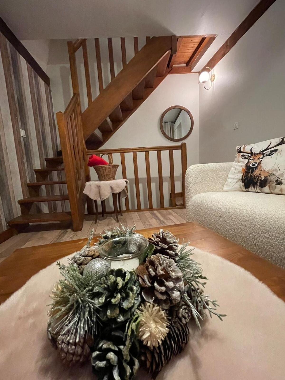 "La Petite Maison" Triplex Au Centre Ville - Les Terres Du Roy 아발론 외부 사진