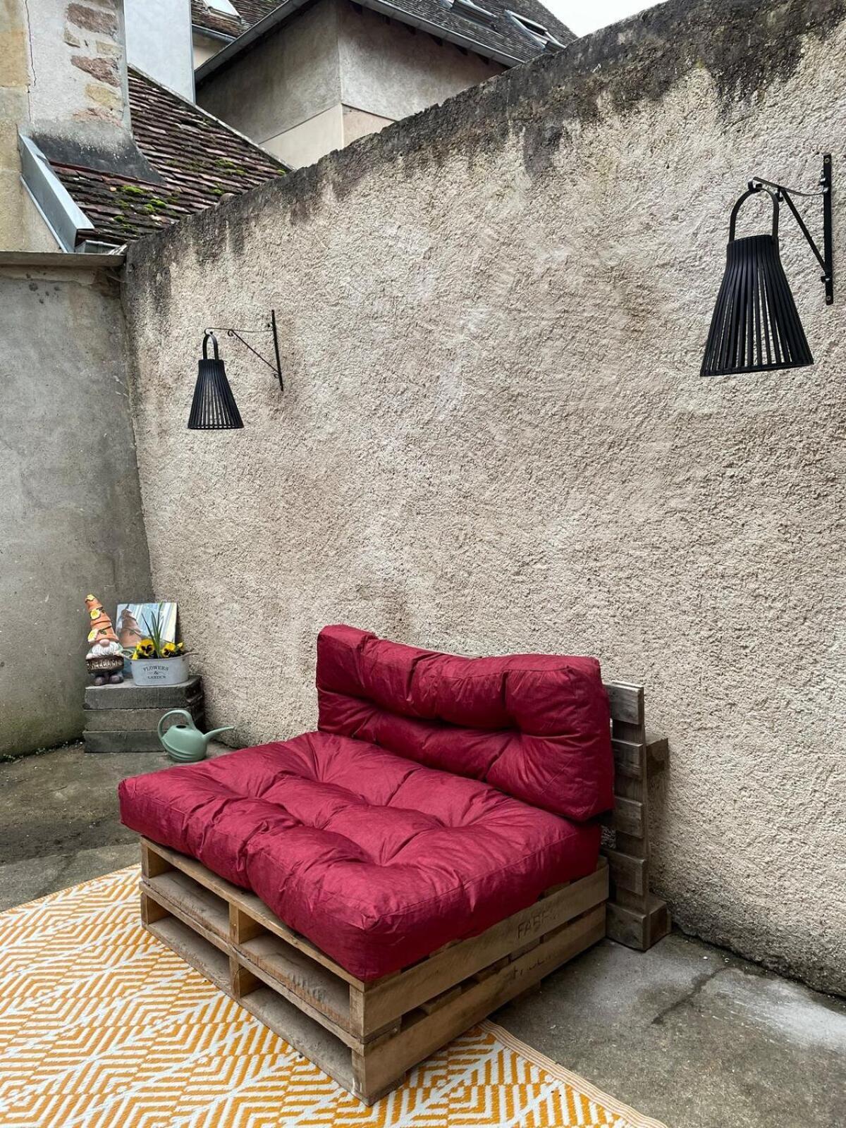 "La Petite Maison" Triplex Au Centre Ville - Les Terres Du Roy 아발론 외부 사진